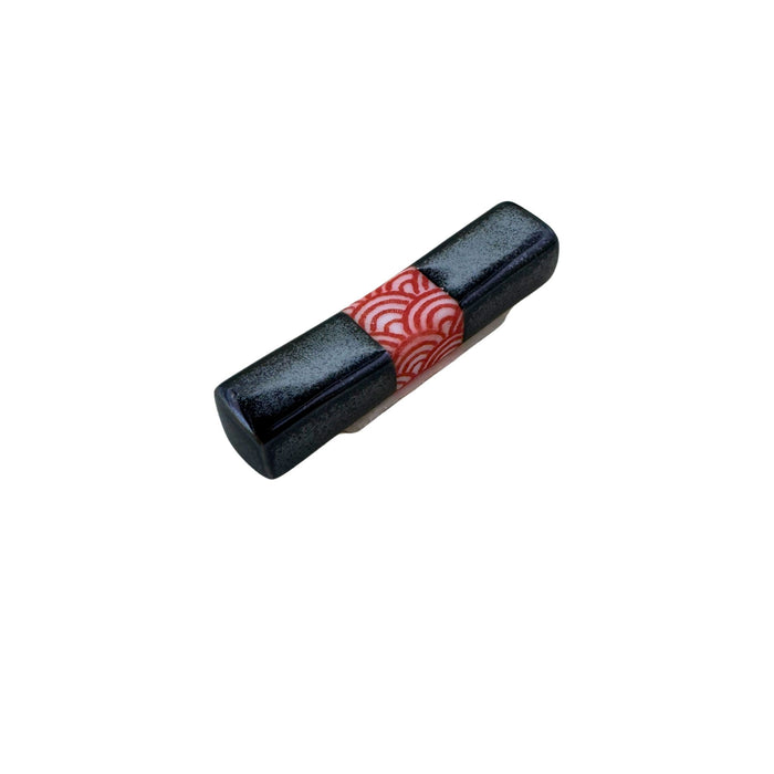 "Black Sea and Red Seigaiha" Chopstick Rest - Kuroi Umi to Akai Seigaiha Hashioki (黒い海と赤い青海波箸置き)