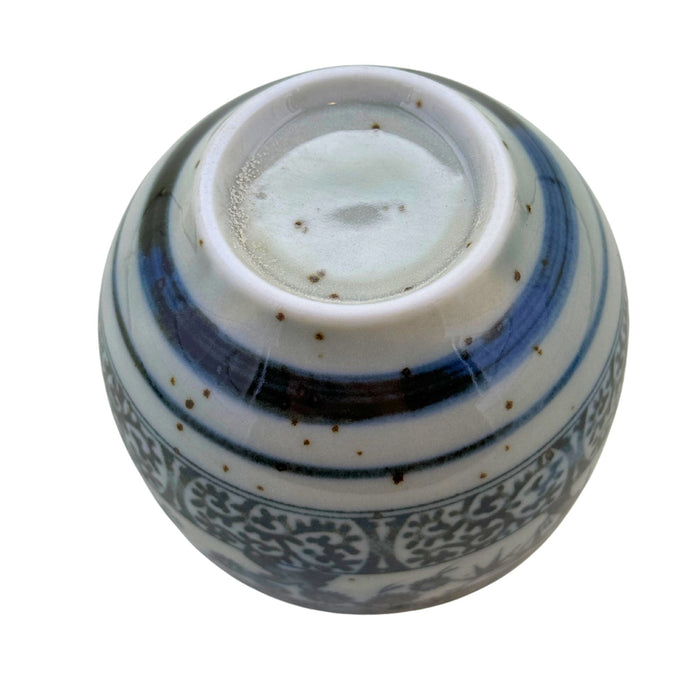 "Blue Arabesque" Cup - Aoi Karakusa Kappu (青い唐草カップ)